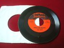 NORTHERN SOUL RECORD THERE'S THAT MOUNTAIN -  THE TRIPS -  SOULTOWN LABEL