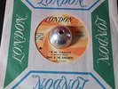Sunny & The Sunliners -I'm No Stranger- 70s Crossover Soul 45 on London - Hear