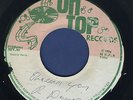 1402 RONNIE DAVIS-CHASING YOU-ON TOP 1975-REGGAE 45 7