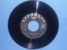 The Clips Your Lovin' Moves Me 45RPM RARE 1954 doo wop Republic 7102 Soul R&B