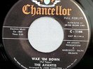 HEAR IT Garage Surf Instrumentals 45 rpm The Avantis 