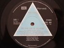 PINK FLOYD DARK SIDE OF THE MOON Orig UK LP HARVEST 1973 NM +posters & postcards