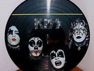 KISS - LP - PICTURE DISC - KISS - NUMBERED - # 493 / 1500 - VINYL