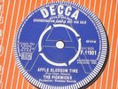 THE PICKWICKS. APPLE BLOSSOM TIME. DECCA F.11901 (VERY HARD TO FIND DEMO).