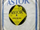 The Masters Apprentices ?– Buried And Dead / She's My Girl - 67' Aust OZ 7in 45