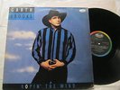 GARTH BROOKS    ROPIN'  THE WIND       LP   VINYL