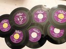 LOT: 7 45 RPMs by Les Paul & Mary Ford, I'm Confessin, Vaya Con Dios.., VG++