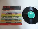 MUSIC-HALL PARADE N°22. JACQUES BREL JOHNNY HALLYDAY LES ALCARSON DISTEL.. 25CM.