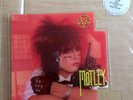 Motley Crüe - Smokin In The Boys Room  7