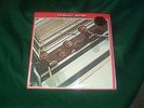 THE BEATLES 1962-66 STICKERED ROBERT PRICE COLLECTION PLAYS NM