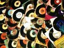 60er 1000  SINGLES BEATLES-STONES-BEE GEES-HOLLIES-BEACH BOYS-WHO-DAVE DEE-KINKS