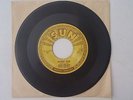 ELVIS PRESLEY ORIGINAL SUN RECORDS SUN 223 MYSTERY TRAIN PHILADELPHIA PRESS 1955