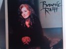 LP BONNIE RAITT Longing In Their Hearts UK pressing 81427  NM