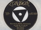 KEN CARSON Let Her Go, Let Her Go (LONDON) Gold Tri Centre UK 45