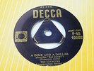 THE KEYNOTES A DIME AND A DOLLAR THE JOHNSTON BROTHERS THE BANDIT 45 DECCA 1954
