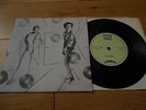 KLEENEX -  AINT YOU - KBD PUNK  ( RAINCOATS,SLITS,X-RAY SPEX,WIRE.GANG OF FOUR )