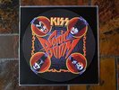 KISS 