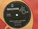 THE BEATLES:I Want To Hold Your Hand.RARE Aussie/OZ 1976 Label Variation - MINT