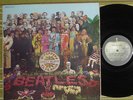 THE BEATLES, SGT. PEPPER'S LONELY HEARTS CLUB BAND LP 1978 FRANCE EX-/VG+ INSERT