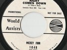 RARE ORIG GARAGE ROCK BEAT 45 - MICKEY FINN - NIGHT COMES DOWN - WORLD ARTISTS