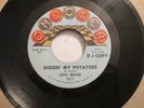 Little Walter Diggin' my Potatoes blues mod promo 45 on Checker mp3