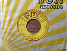 JOHNNY CASH & THE TENNESSEE TWO Get Rhythm/I Walk the Line SUN 241 orig VG++ 45