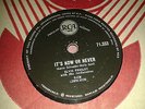 ELVIS PRESLEY :  IT'S NOW OR NEVER  /  A MESS OF BLUES.    SA 78rpm (1960)