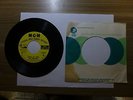 Old 45 RPM Record - MGM K 13809 - The Sunliners - Land of Nod / Well One