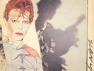 DAVID BOWIE - SCARY MONSTERS - 12