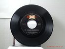 THE JEFFERSON HANDKERCHIEF-(45)-I'M ALLERGIC TO FLOWERS/THE LITTLE MATADOR-1967R