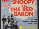 ROYAL GUARDSMEN: Snoopy Vs. The Red Baron + 3 45 (France, PC w/ seam wear)