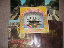 THE BEATLES - 5 UK LP BUNDLE - LOVE SONGS / SGT PEPPER / ABBEY ROAD