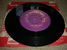 EX ELVIS PRESLEY: LAWDY MISS CLAWDY/TRYING TO GET TO YOU HMV 45-POP 408 UK 7