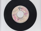 DOVE/ QUEEN OF THE NILE  -  CRASHER (76 REGGAE ROOTS 7