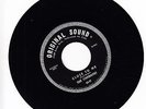 THE CHARADES Close To Me M- 45 RPM