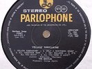 BEATLES -Yellow Submarine (1) Y/BL PARLOPHON W/GOLD STICKER YUGOSLAV EXPORT