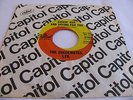 THE CHECKMATES, LTD. - KISSIN' HER AND CRYING FOR YOU / I CAN HEAR... - CAPITOL