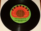 CREEDENCE CLEARWATER REVIVAL   PROUD MARY & BORN ON THE BAYOU   45 RPM