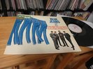 THE SWINGING BLUE JEANS BLUE JEANS A SWINGING 1965 TOP RARE