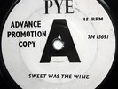 THE CHANTS 45 Sweet Was The Wine / One Star VG++ Doo Wop PROMO Stamped e6369