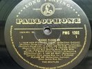 THE BEATLES - PLEASE PLEASE ME - BLACK AND GOLD - RARER 2ND PRESS PMC 1202 LP