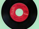 JEFFERSON AIRPLANE 45 SOMEBODY TO LOVE / WHITE RABBIT RCA GOLD STANDARD 1966 7