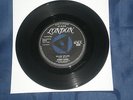 BOBBY DARIN - SPLISH SPLASH - 1958 LONDON 7
