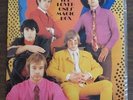 THE LOVED ONES' - MAGIC BOX - ORIG 1966/7 LP -YELLOW label 1st pressing