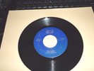 record 45 Robert Brown on R-B rare Modern Soul   Only Girl strong VG++