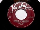 Billy Boy (Arnold) KISSING AT MIDNIGHT - MY HEART IS CRYING Chicago R&B Blues 45