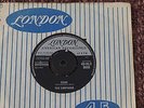 THE EMOTIONS Echo (London 45-HLR 9640 UK Original 7