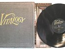 ORIGINAL PEARL JAM 1994 PRESS LP W/ BOOK– VITALOGY- EPIC 66900.EX VINYL