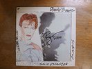 DAVID BOWIE SIGNED LP AUTOGRAPH ALBUM SCARY MONSTERS & SUPER CREEPS