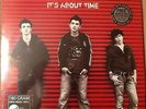 JONAS BROTHERS 
